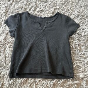 Brandy Melville cropped shirt